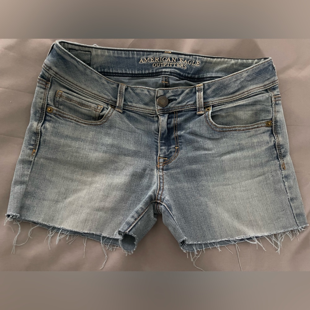 American Eagle Outfitters Women's Light Blue Denim Shorts